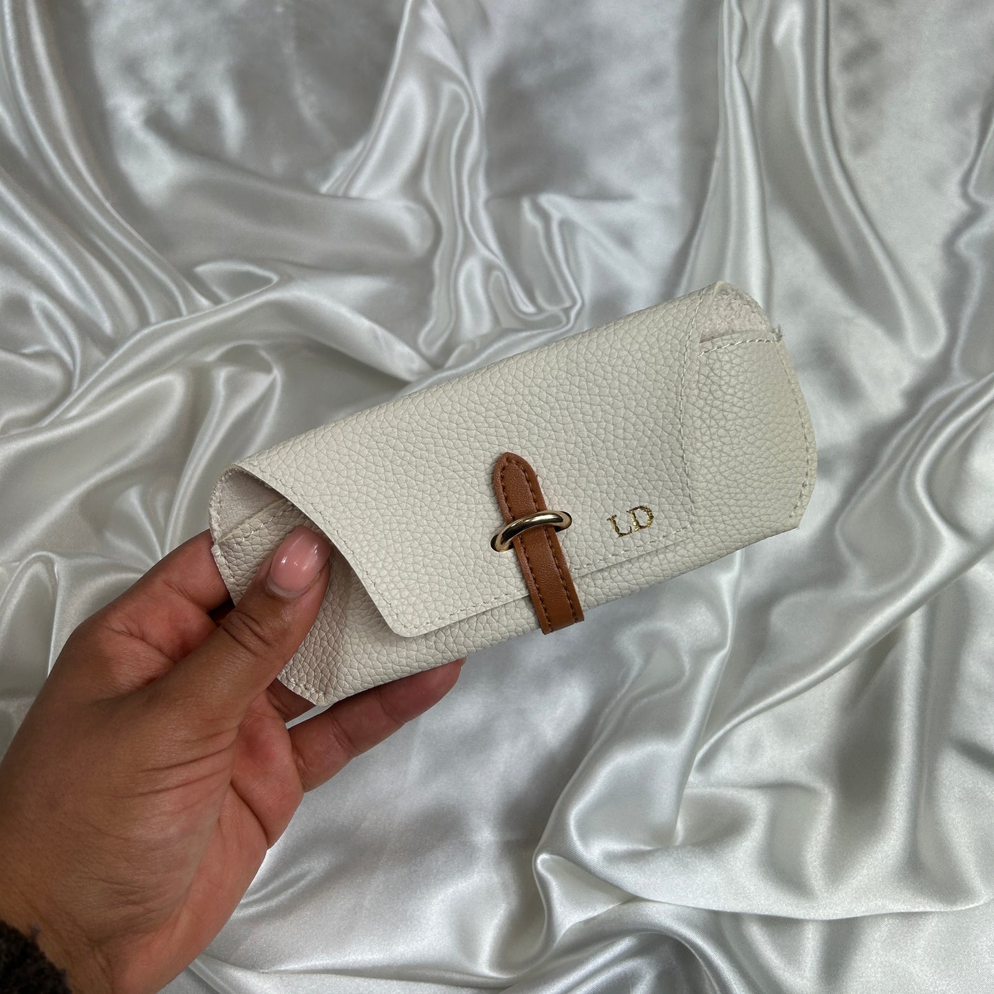 Glasses Case- Cream/ Gold - LD