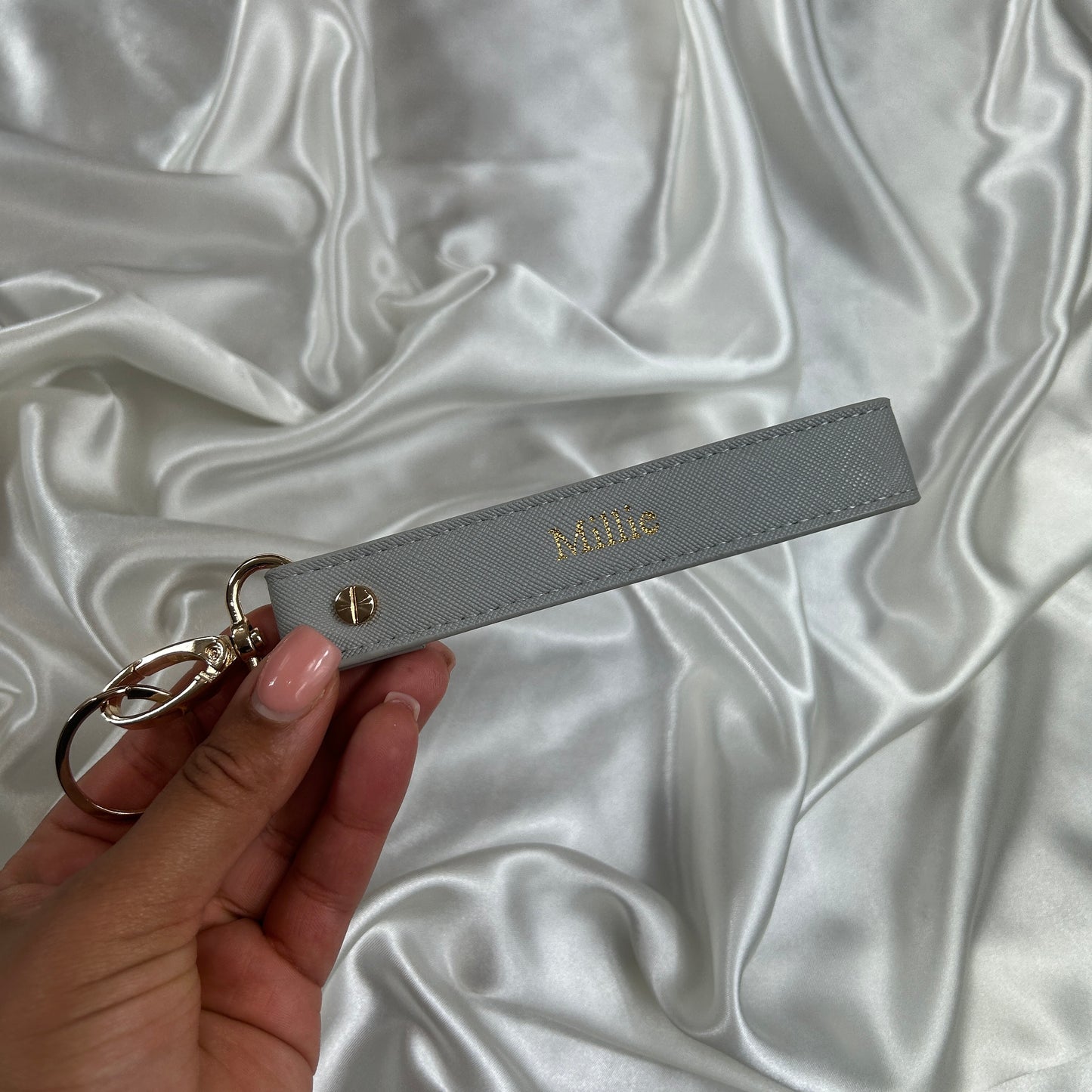 Wristlet Keychain - Grey/ Gold -Millie