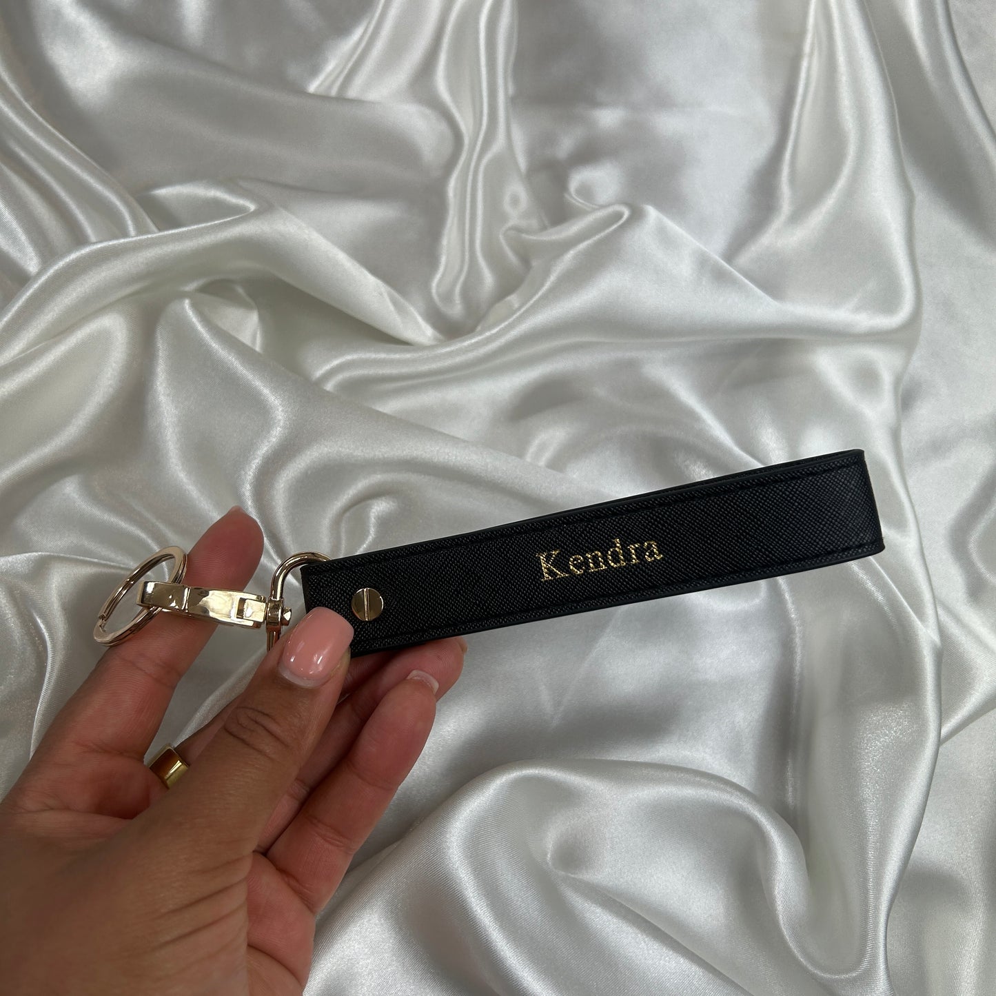 Wristlet Keychain - Black/ Gold - Kendra
