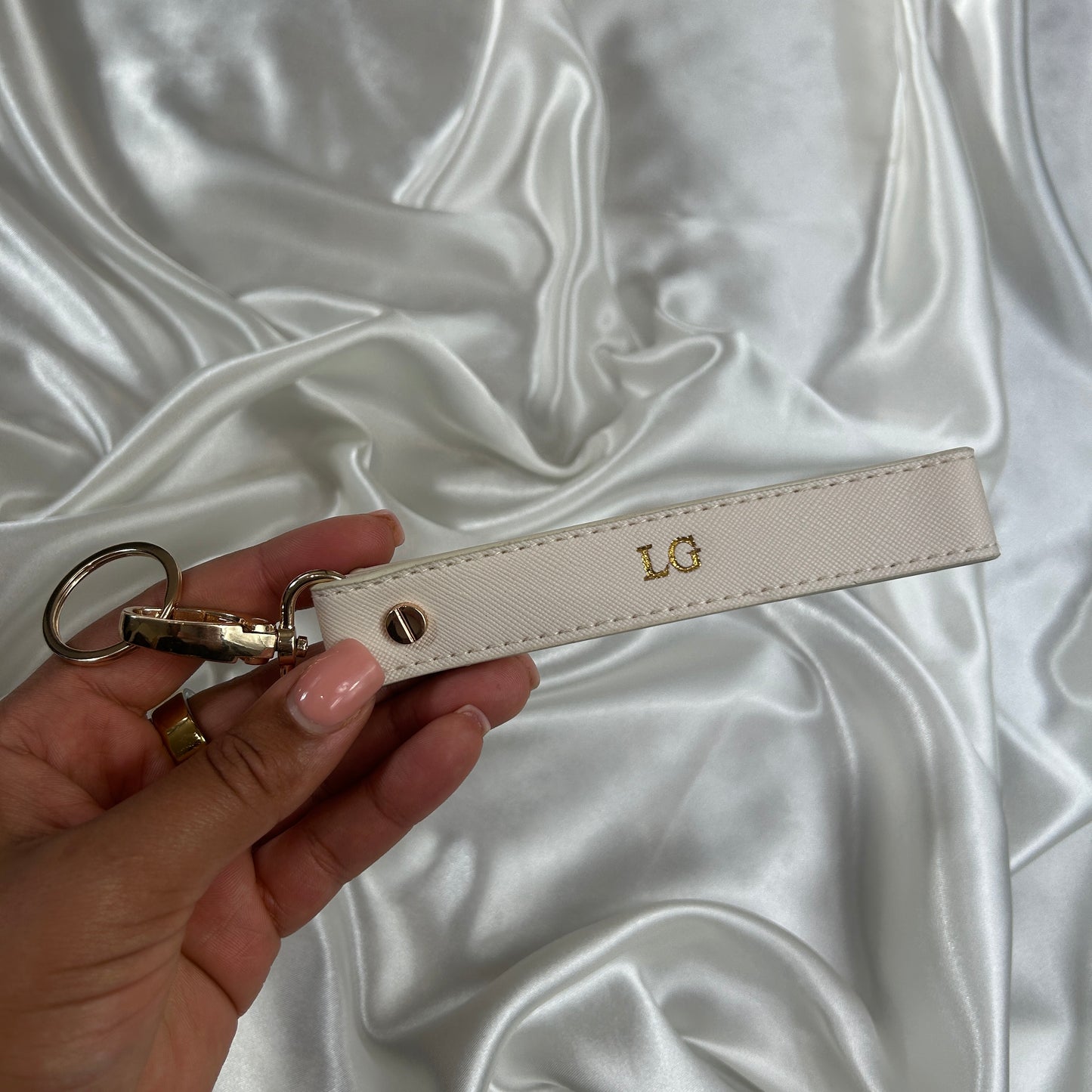 Wristlet Keychain - Oyster/ Gold - LG