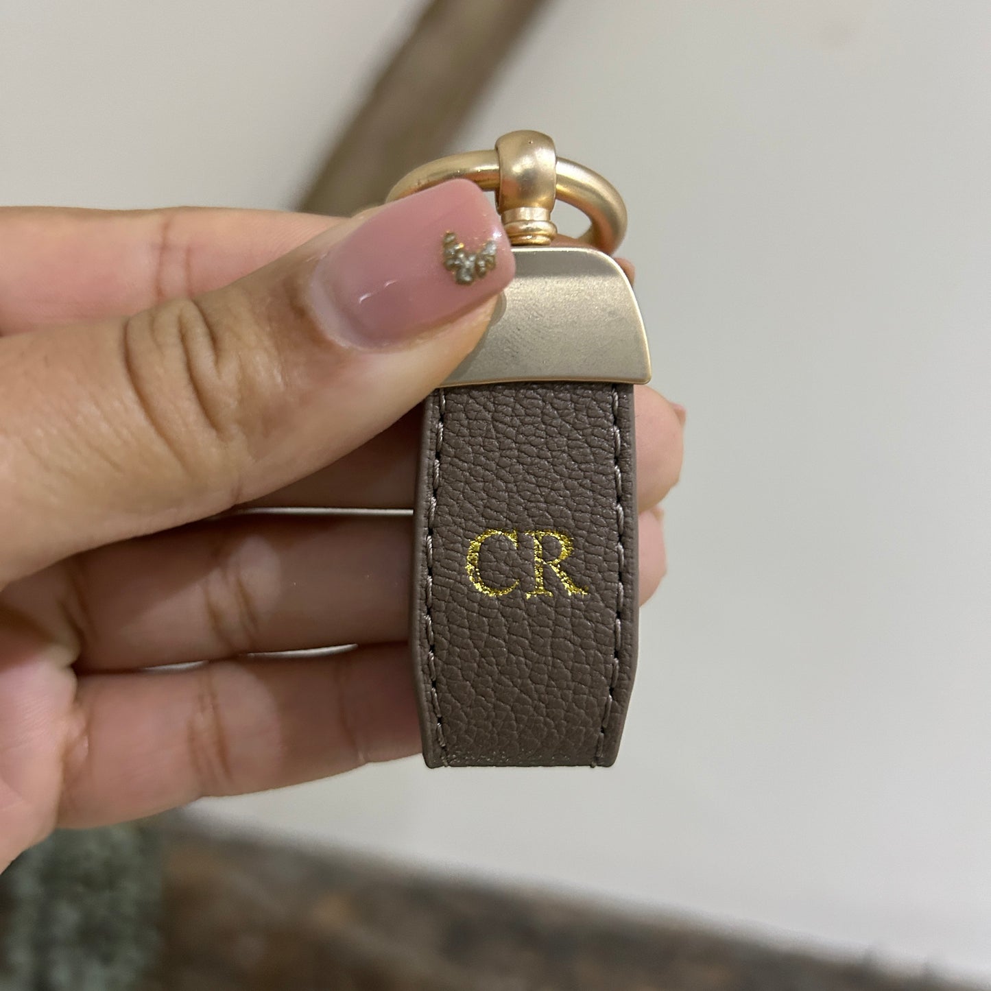 Smile Charm Keychain - Brown/ Gold - CR