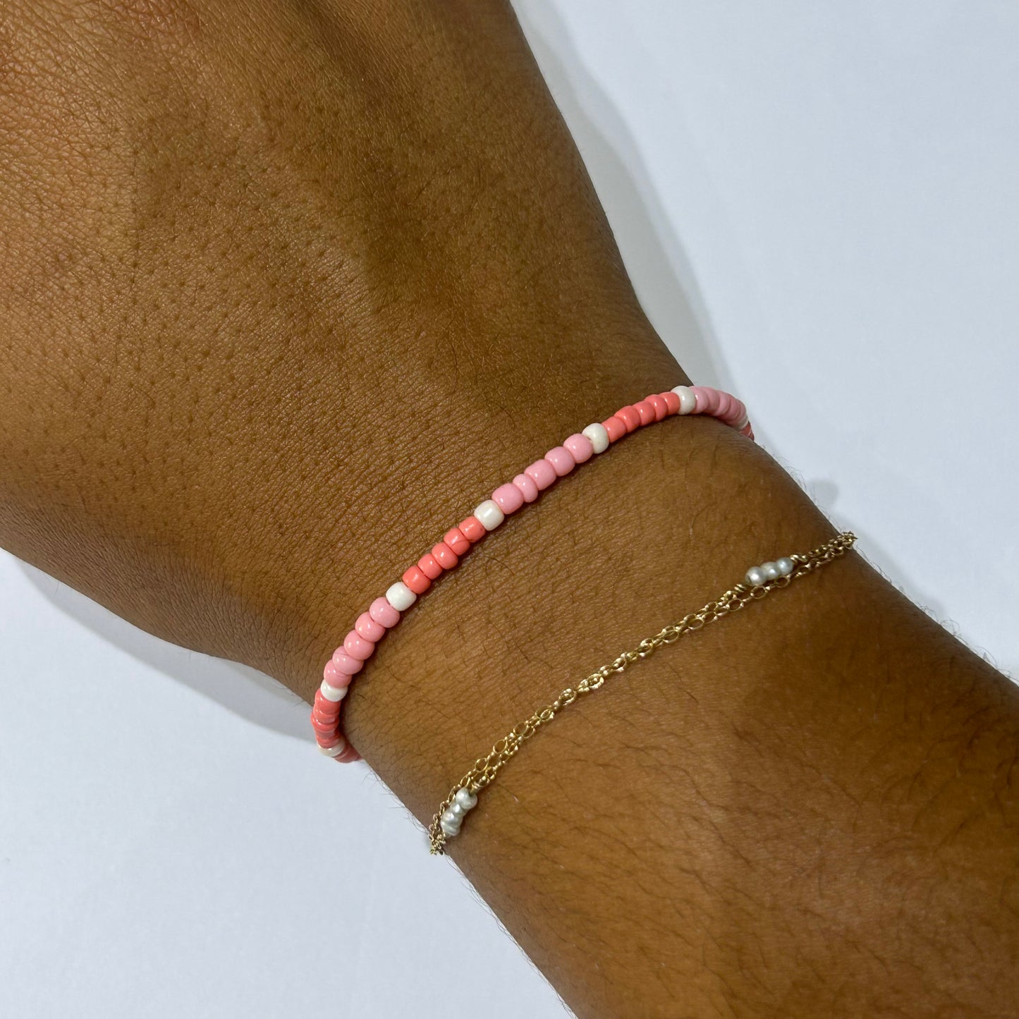 Adjustable two tone colour beaded bracelet