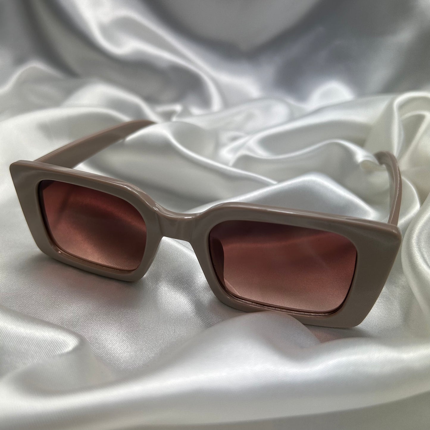 Retro Rectangle Sunglasses - Nude