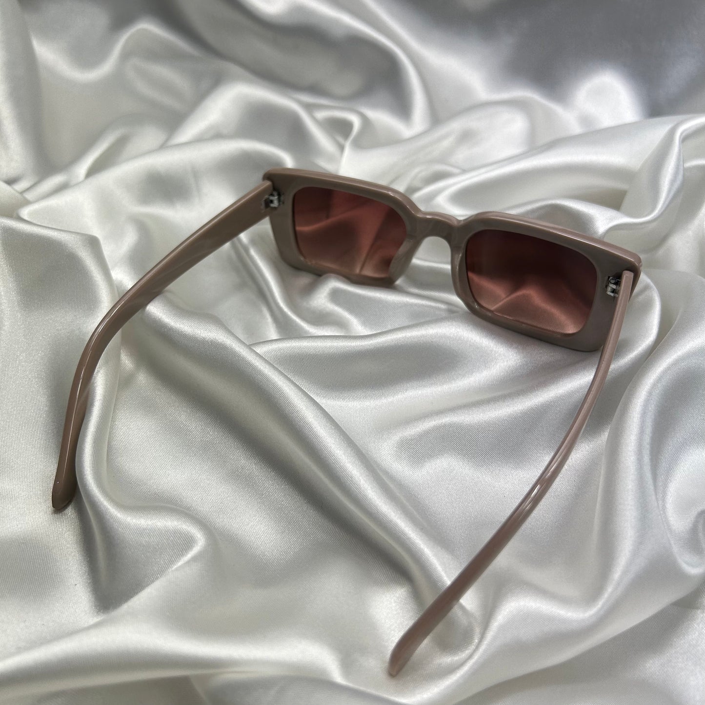 Retro Rectangle Sunglasses - Nude