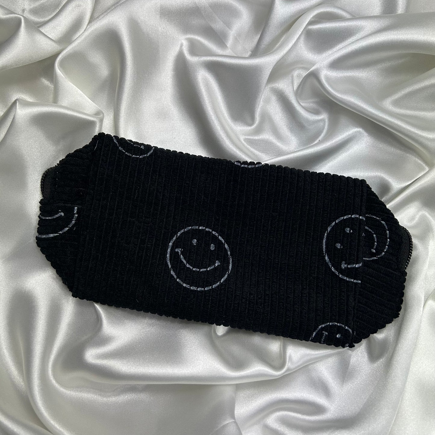 Smiley Makeup Bag