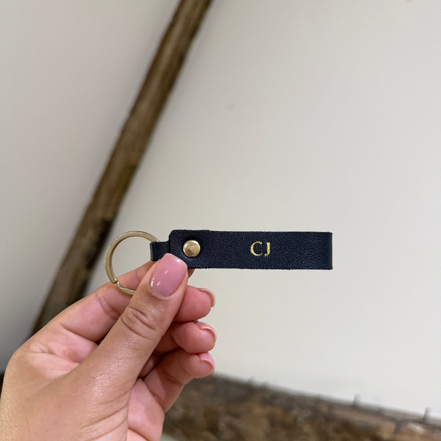 Loop Keychain - Black/ Gold - CJ